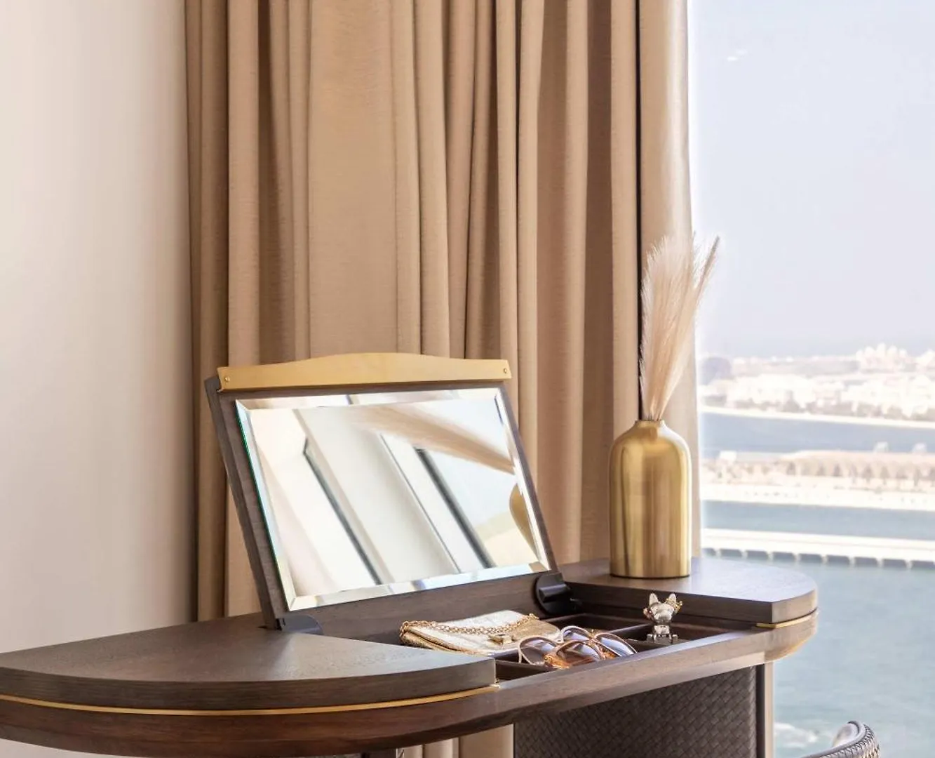 Frank Porter - The One Jbr Dubai